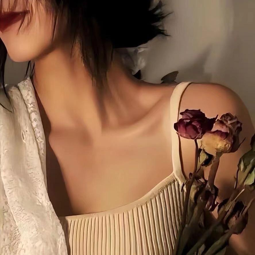 🥂ꦿ꯭微醺ঞৣঁ🥀