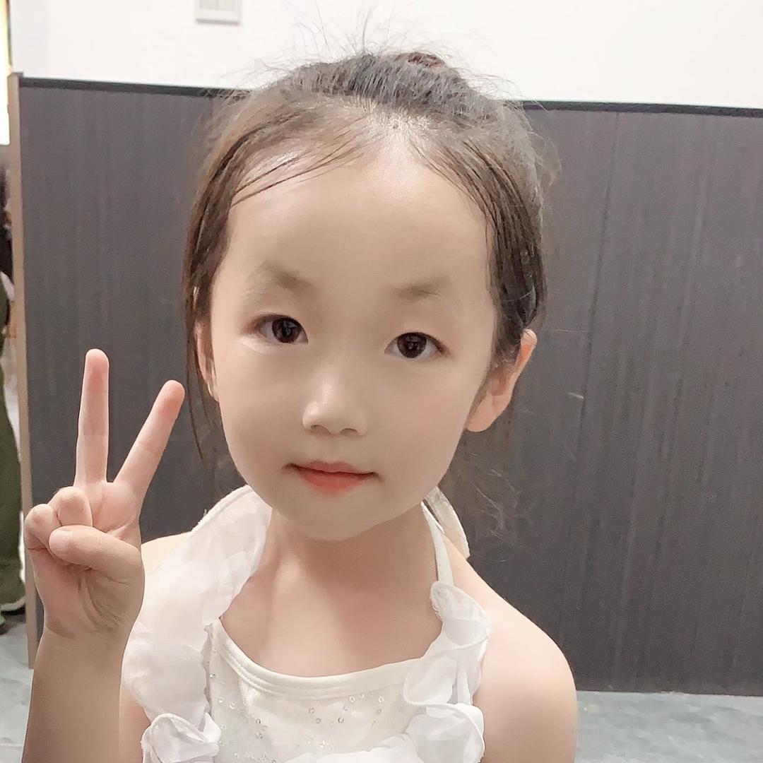 是沫沫吖