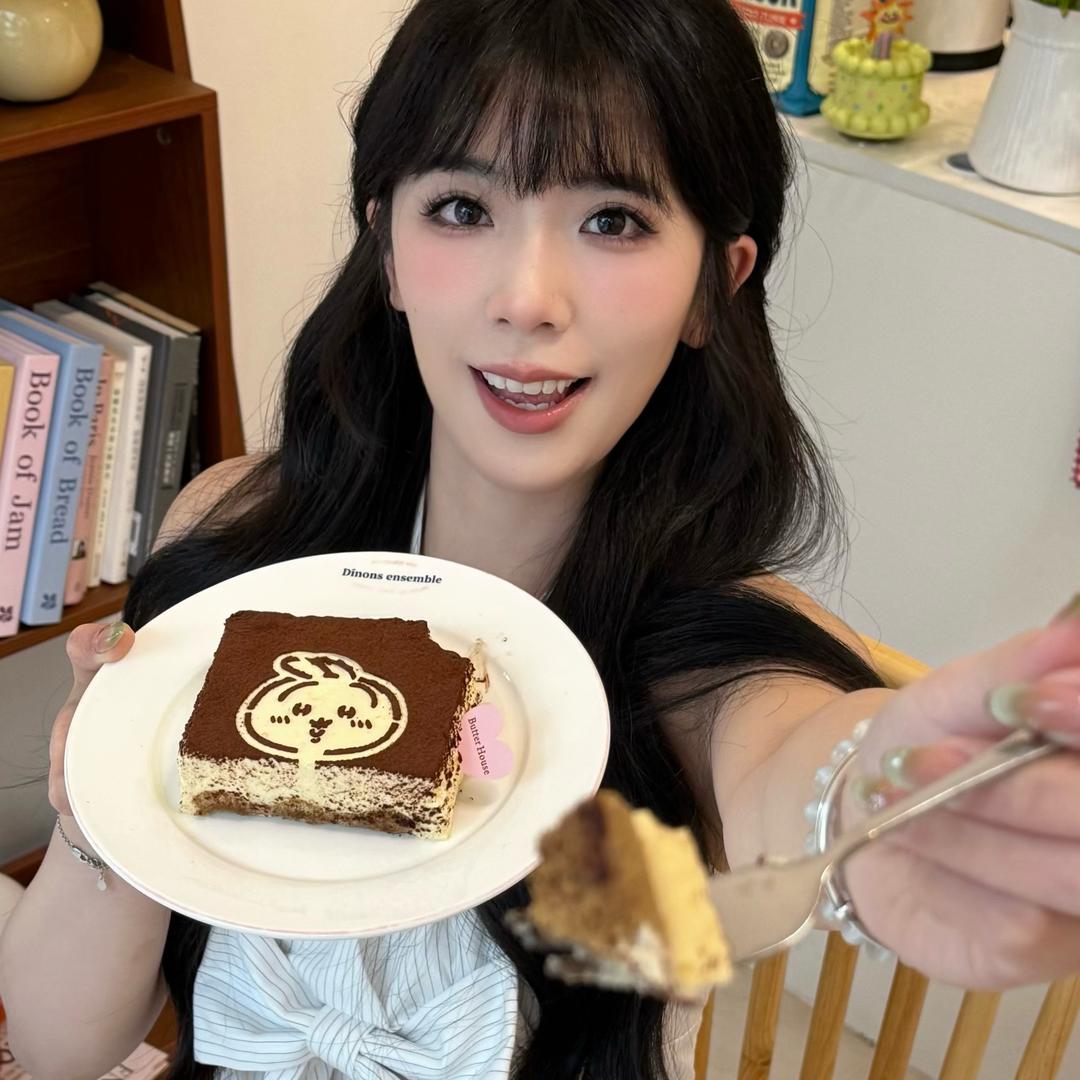 金金吃啥捏🥙