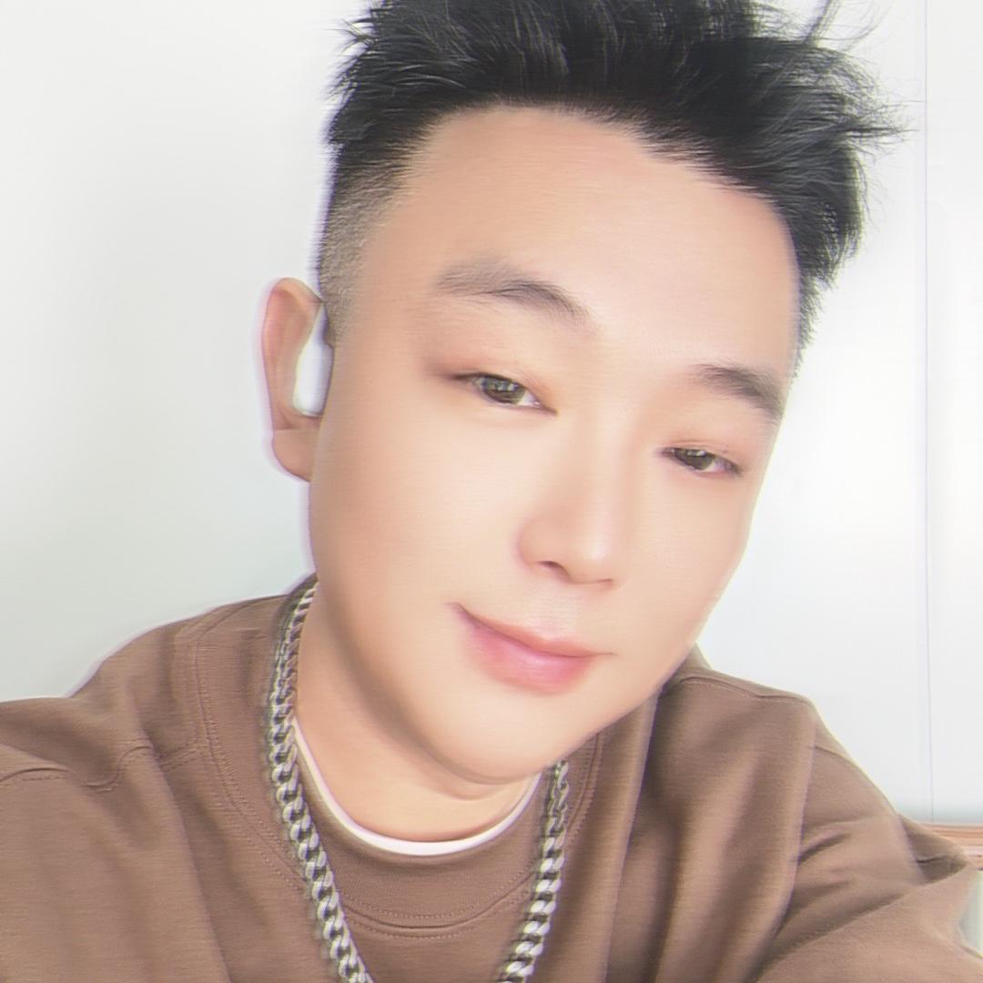 新创源旧衣回收分拣工厂