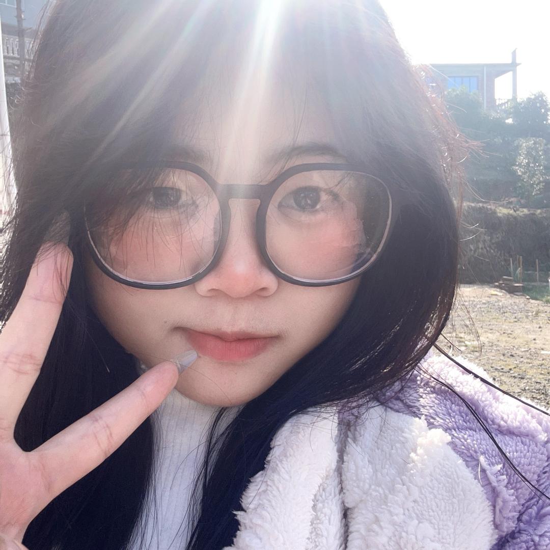 ❄️小小芳真可爱❄️