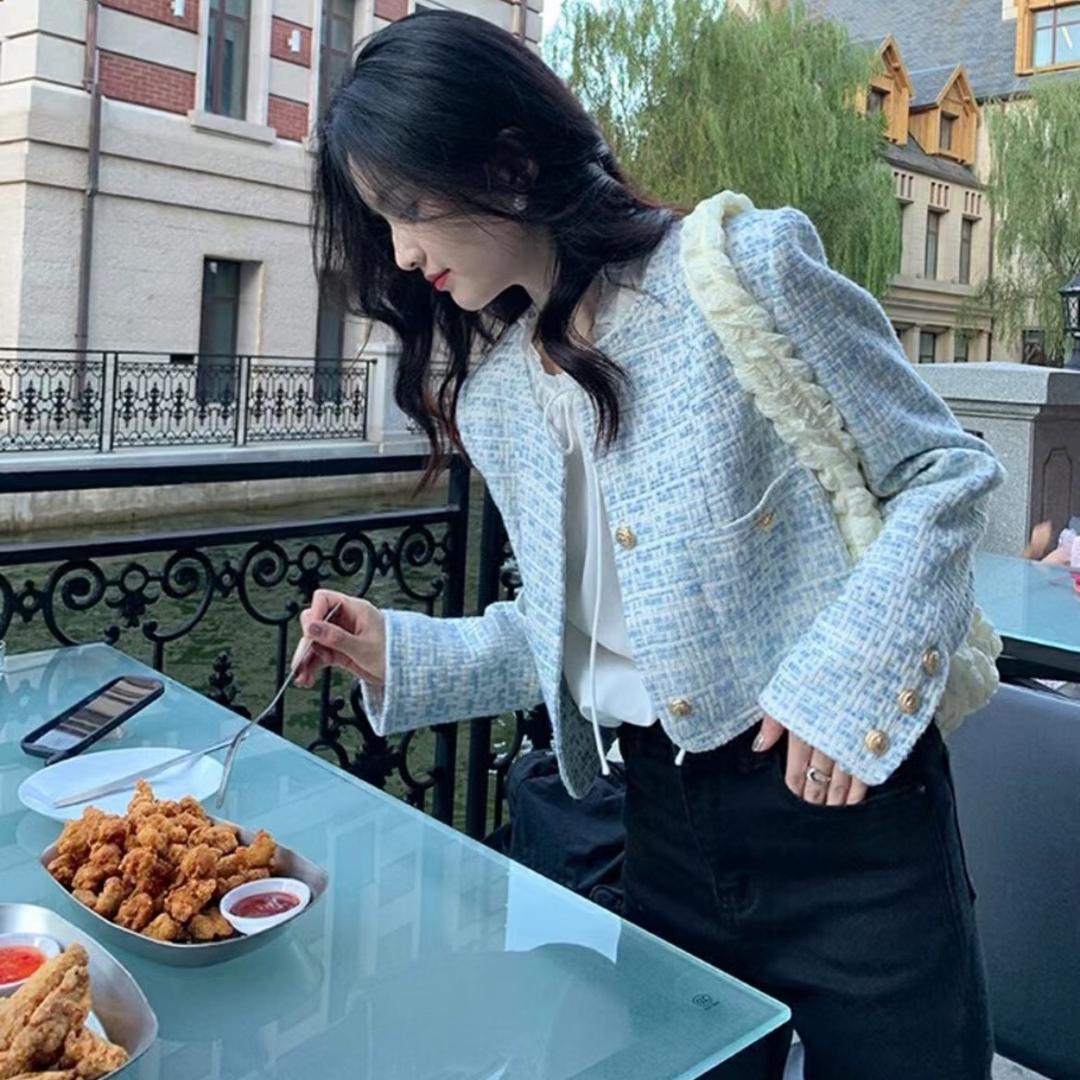 丽。