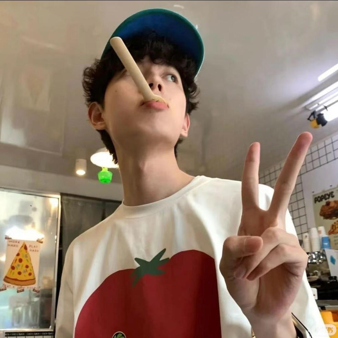 🫥             🫥