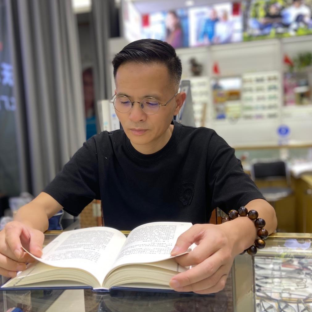 横岗沃尔勒眼镜工厂店