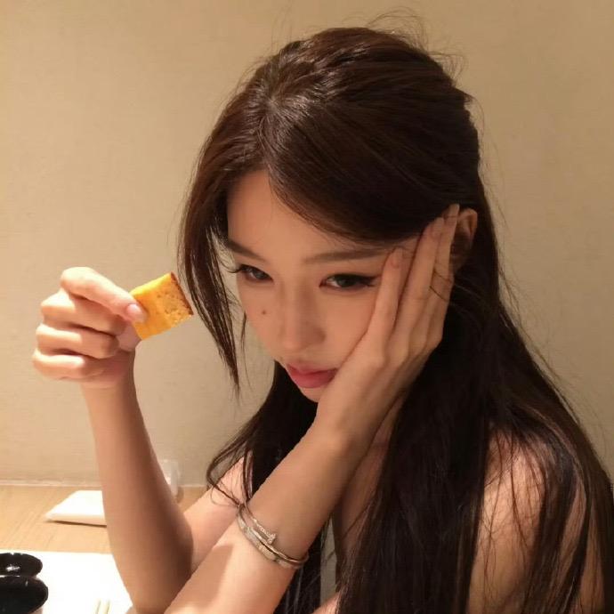 青山藏云雾