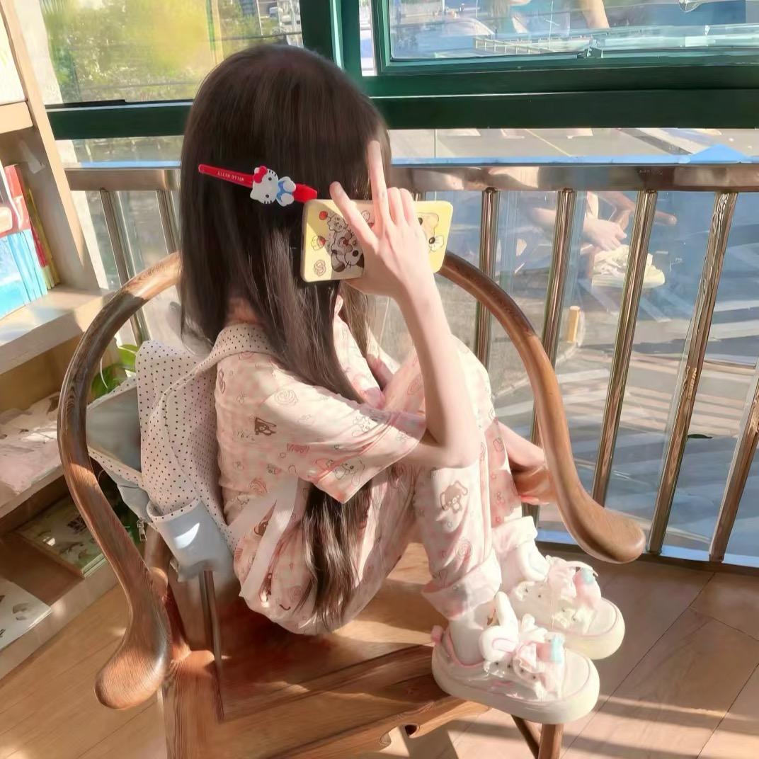 呆滞小柚 Ⳋ