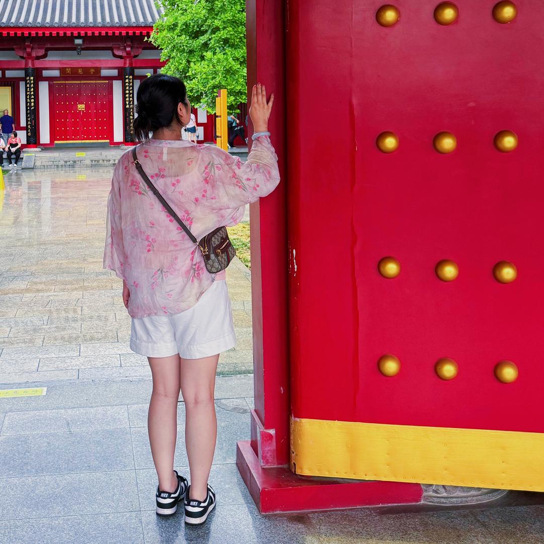 板娘晶晶晶