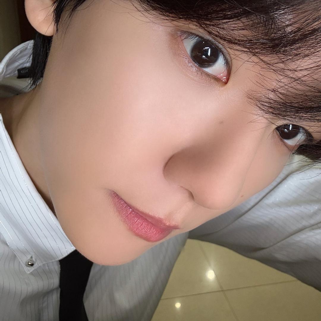 NI says 煎蛋煎蛋🍳之见过伯贤版