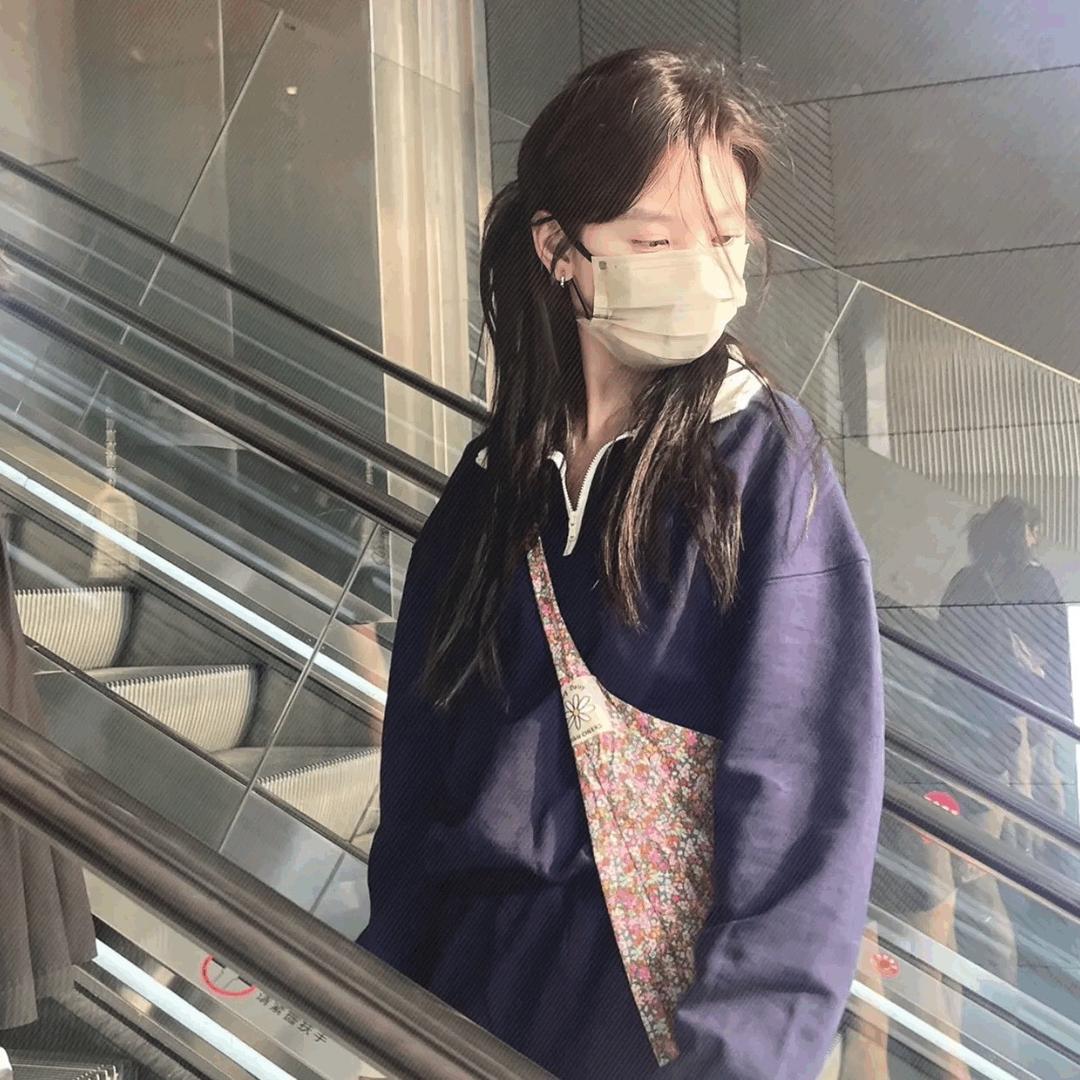 空白格.