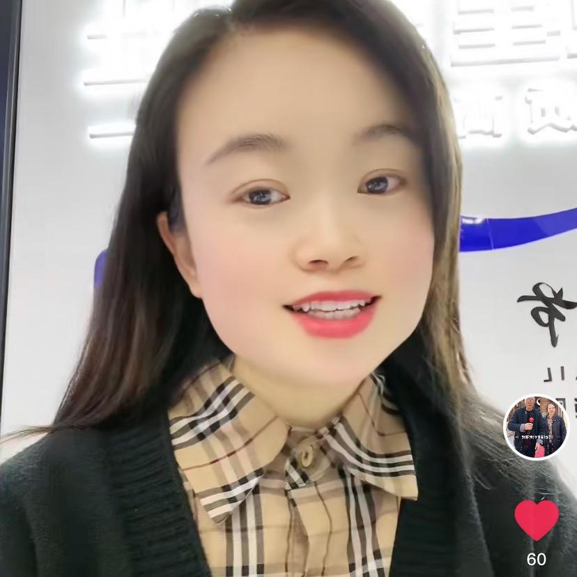 杨小七爱唱歌