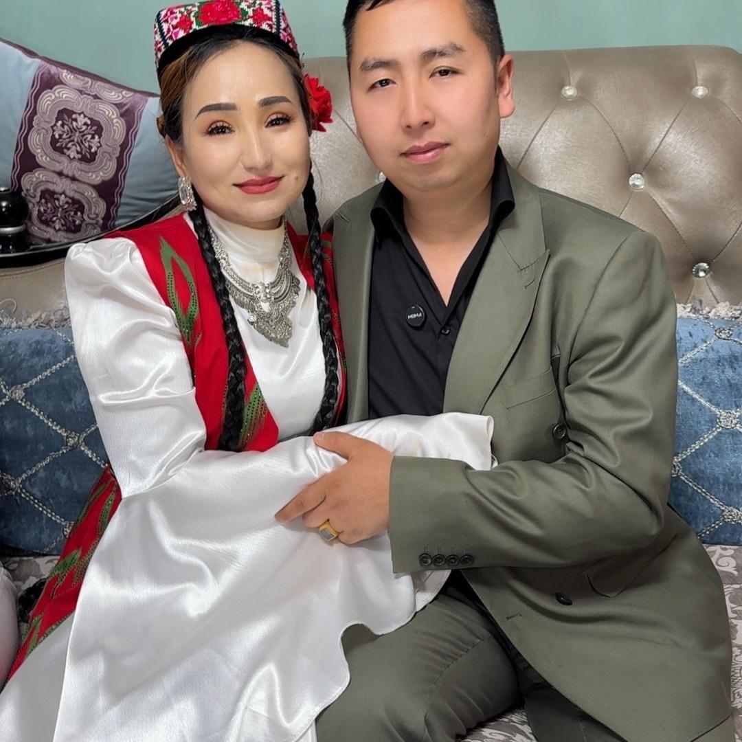 a阿日孜古丽 🌹🎤