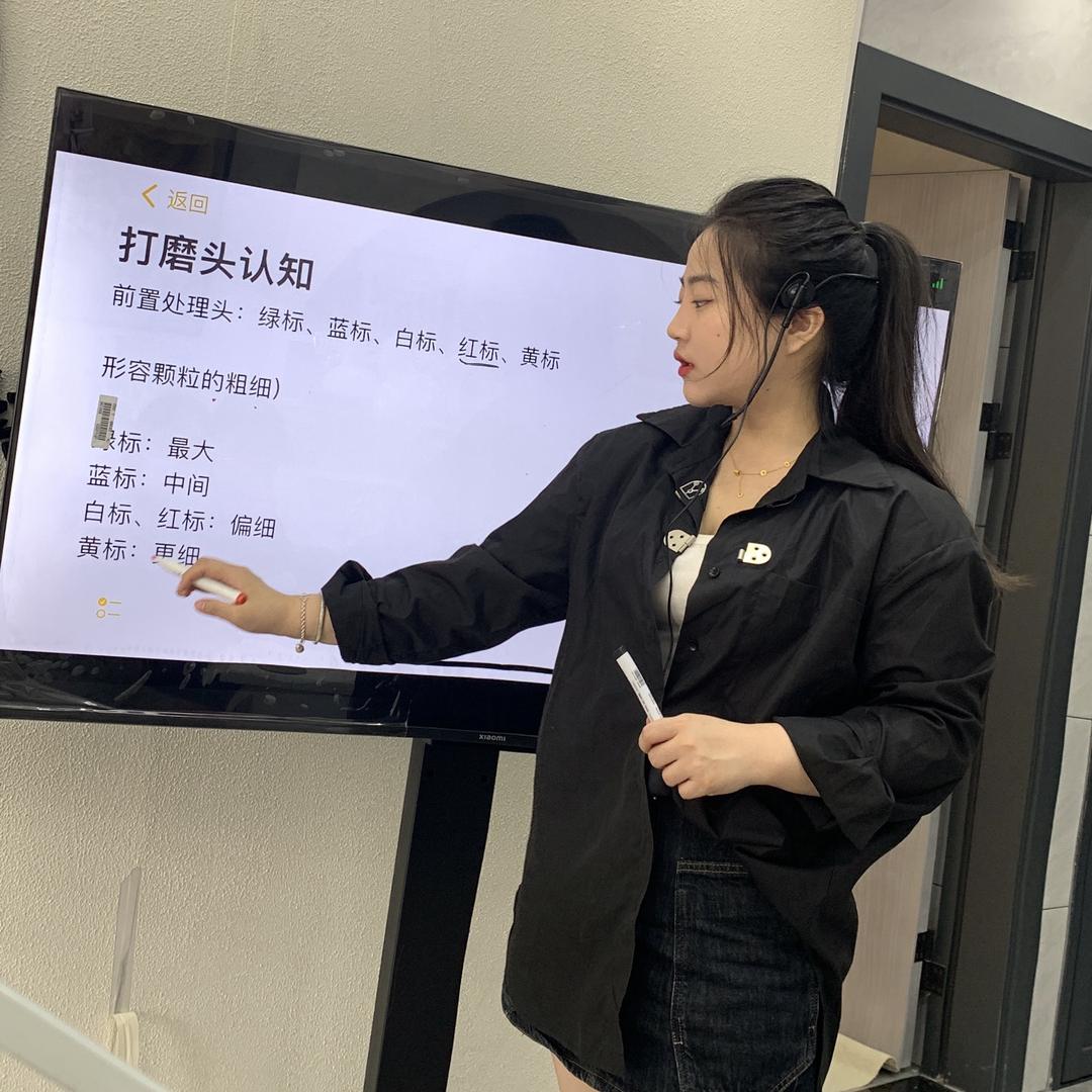 小晴岛美甲店官方号