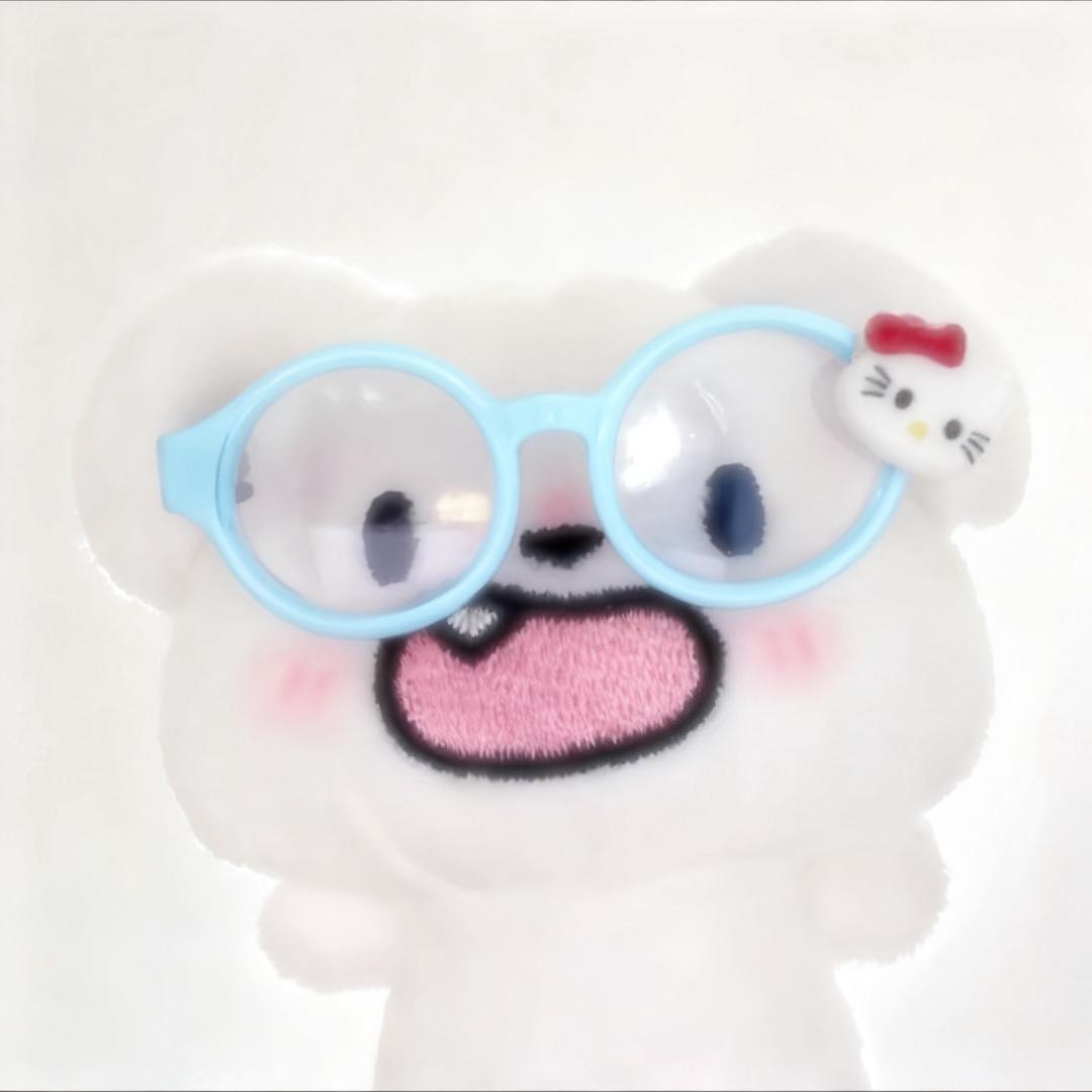 一颗在游世界的小猫的虎牙