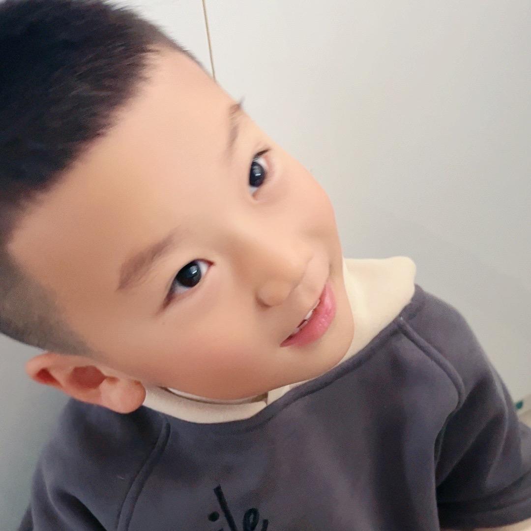梁博宝贝夹心奥利奥