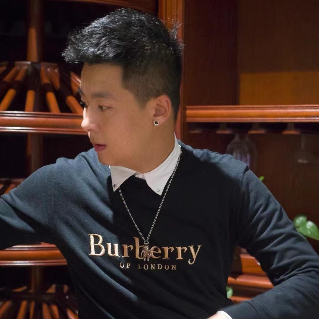 李一鸣吖