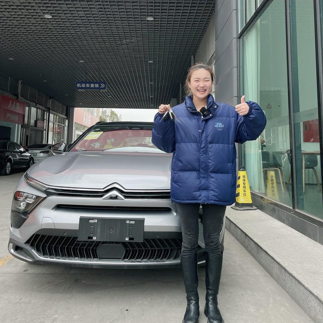 小王在搞车
