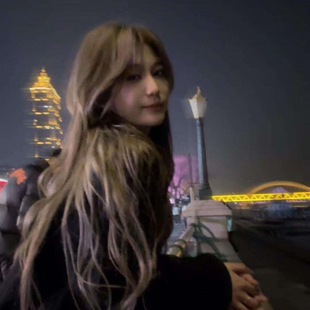 佳雯