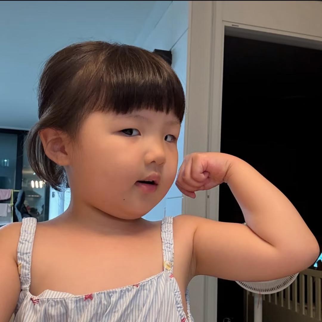 Yi^i