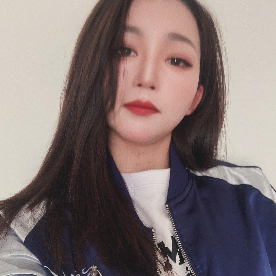 妍萱