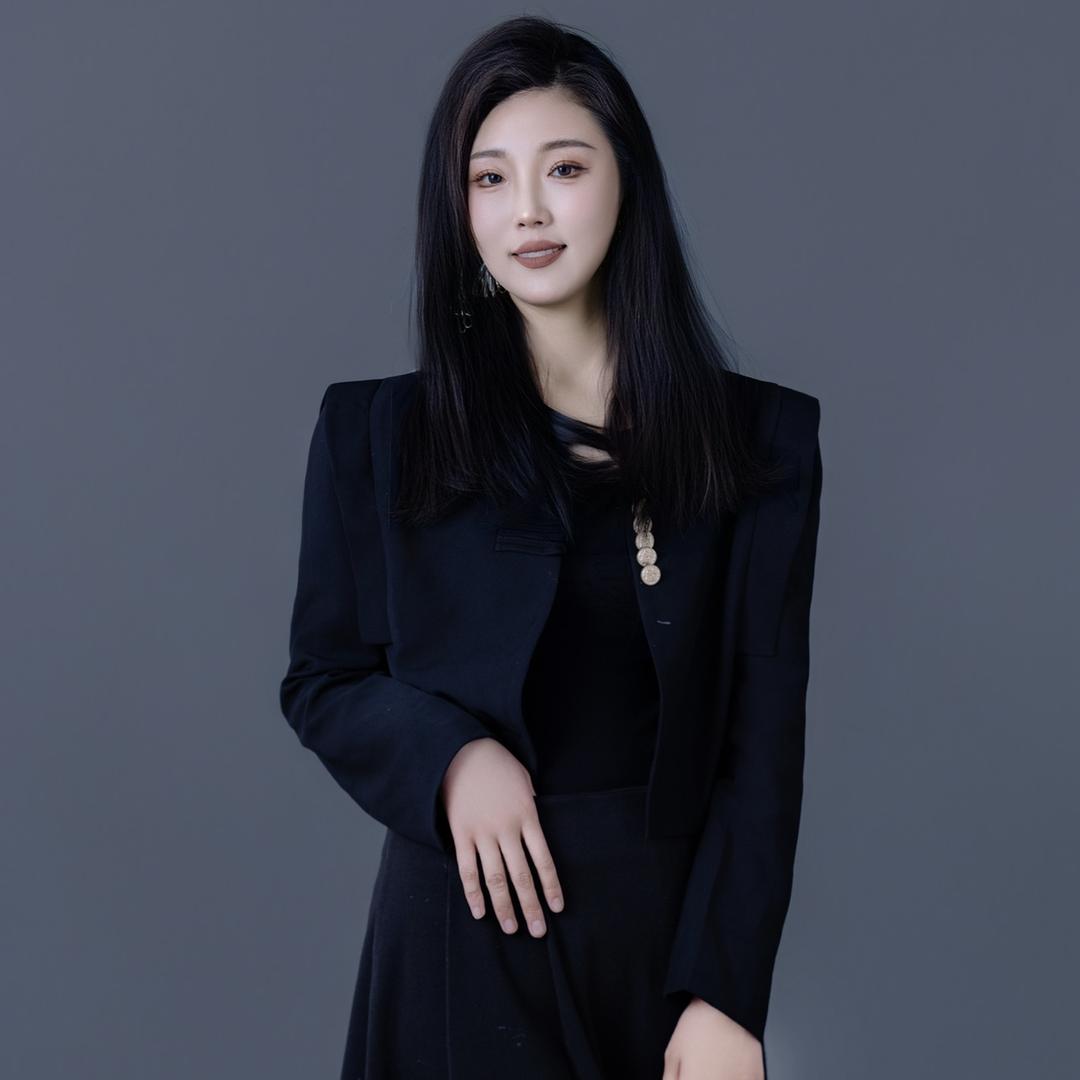 睢县艾慕婚纱礼服英英