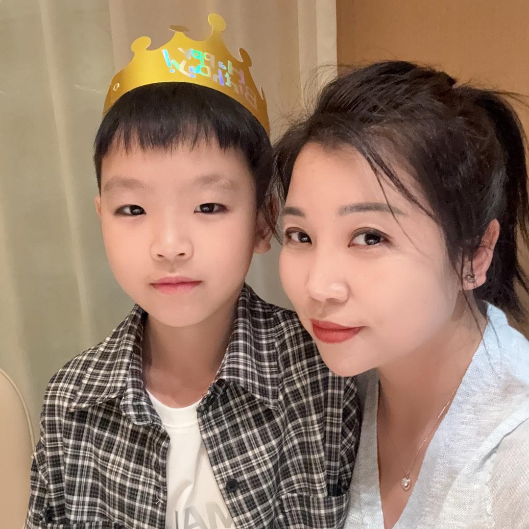 铁锤妹妹(红丽)