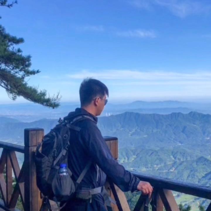 侨励.WEI