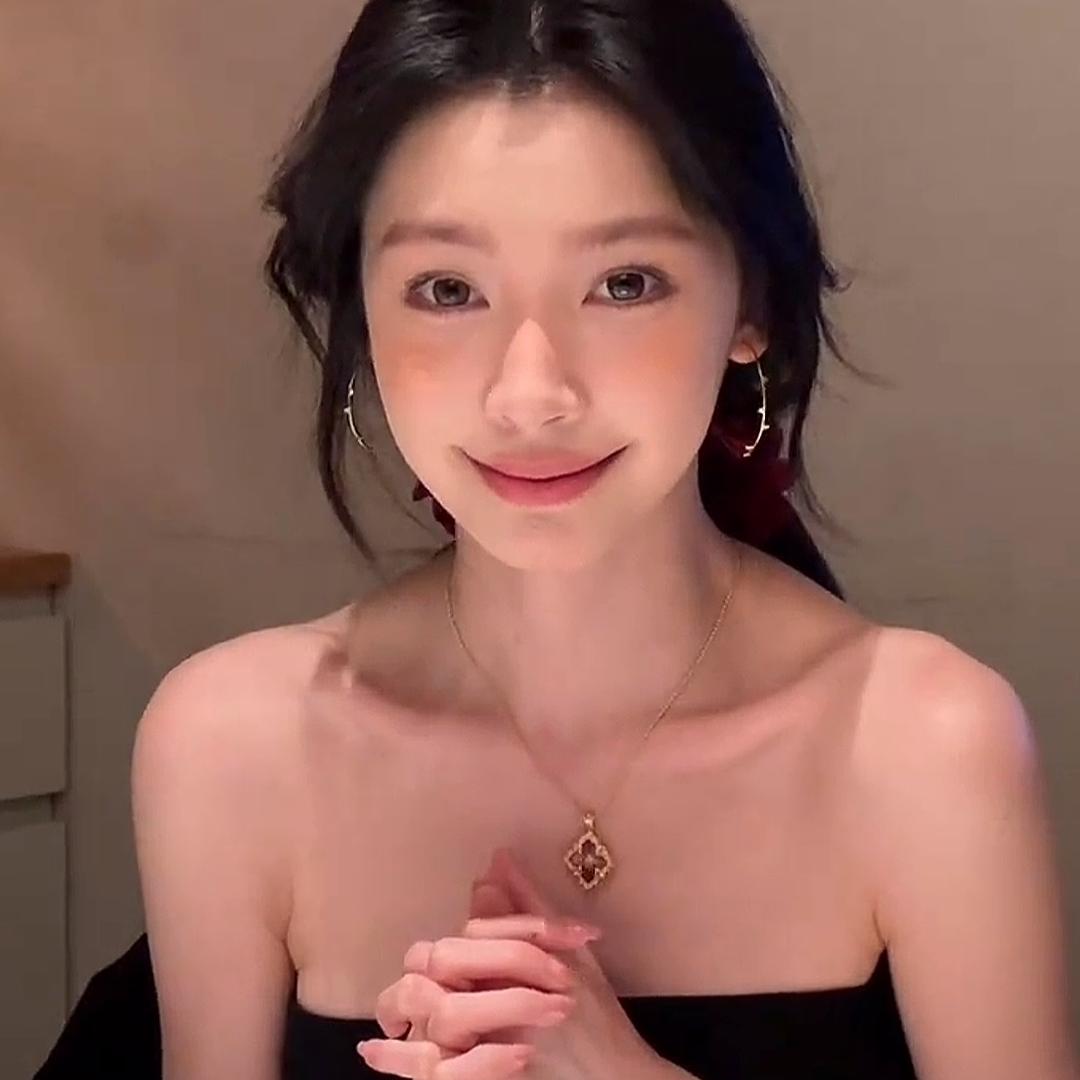 眼泪拌碳水