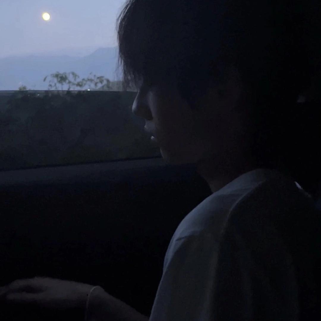 那么正义却是深沉无奈的惆怅