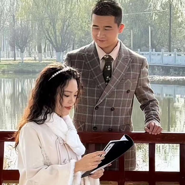 洲洲（26号宝宝百日宴）助理小五