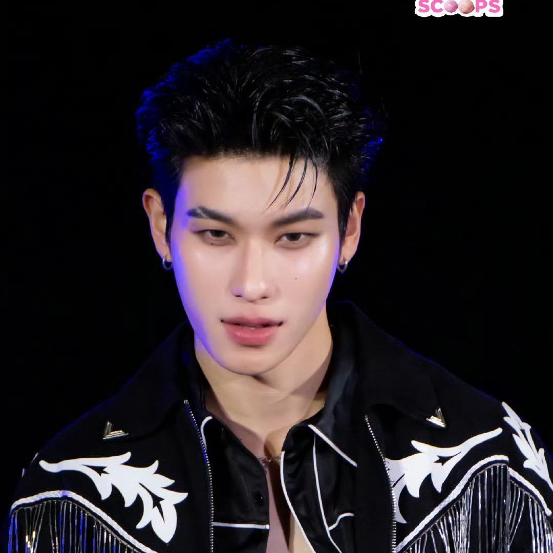 𝐴𝑛𝑛𝑎_𝑛𝑢