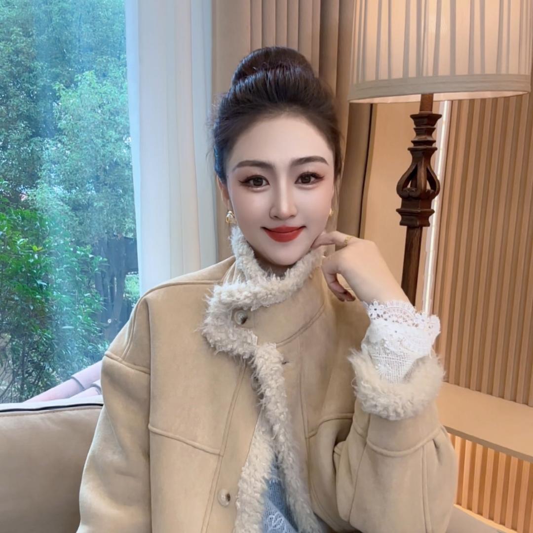 文文严选女装穿搭