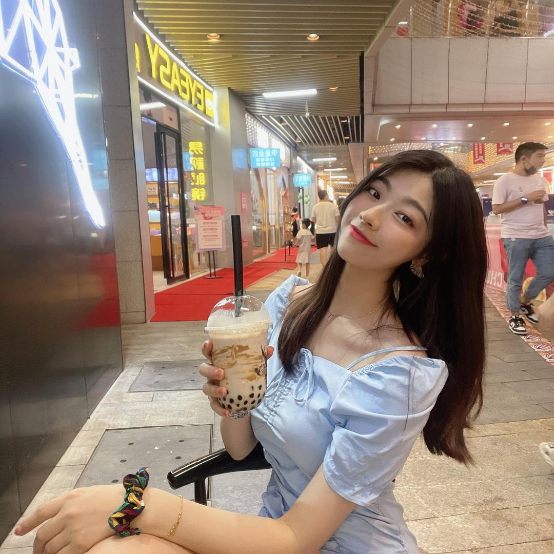 素妍.