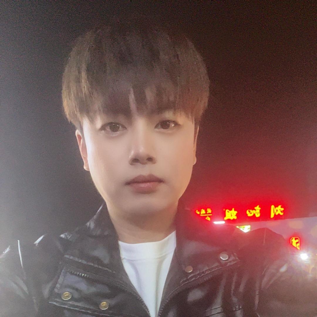 SS酒吧店总 阿谦