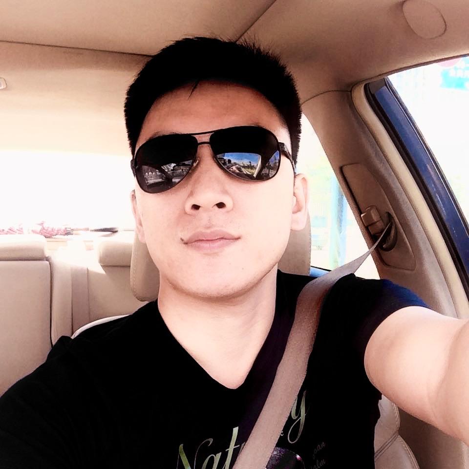 UV打印大师：飞扬亚克力U V打印