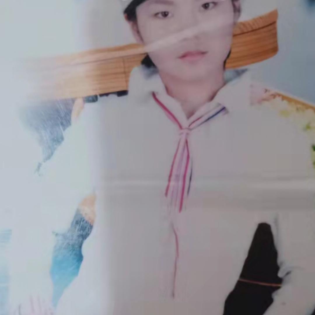 众里寻她千百度蓦然回首那人却在灯火阑珊处