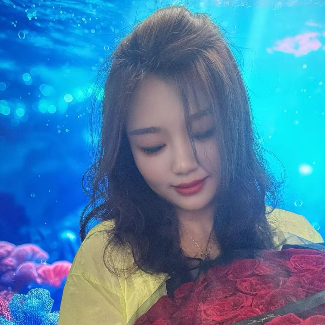 瘦了50斤的大胖莹