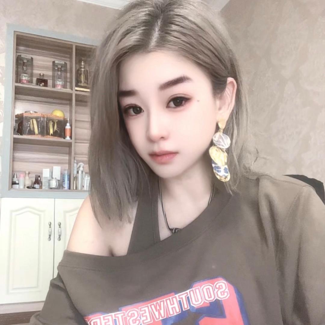 拱白菜的小猪ぐ