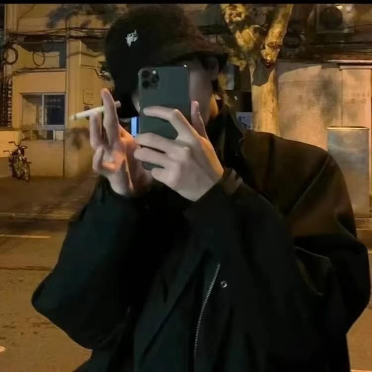 小王同志.