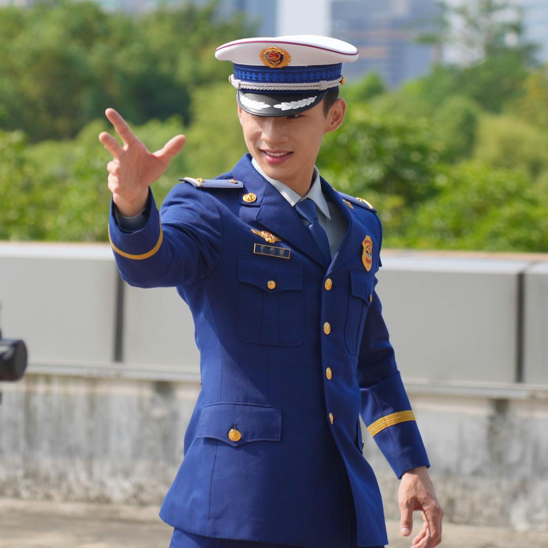 Bolo爱吃水果