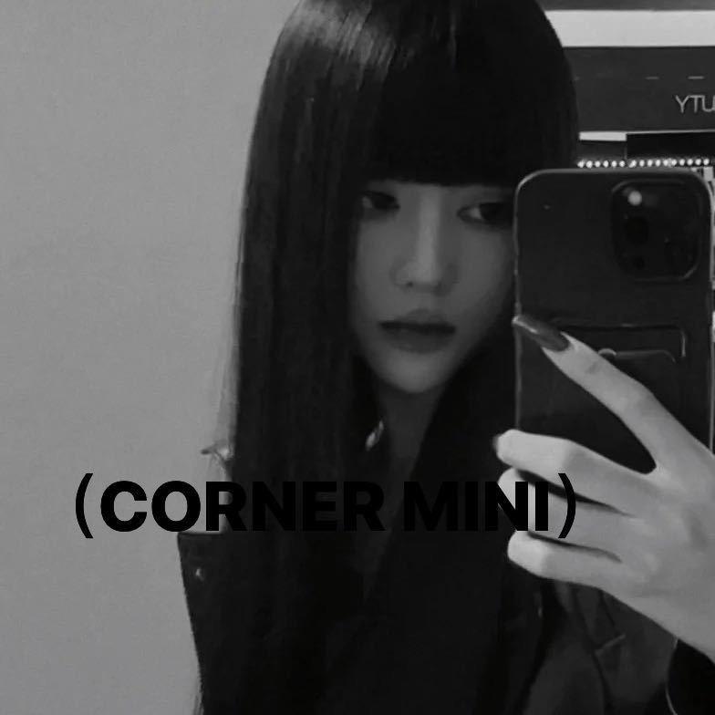 CORNER MINI