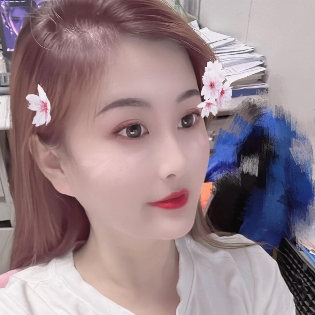 娜娜女王👸