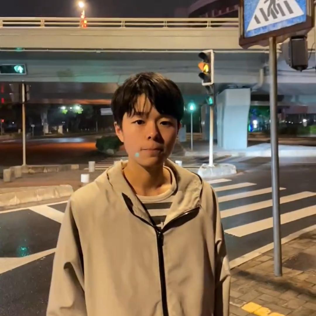 刘康康
