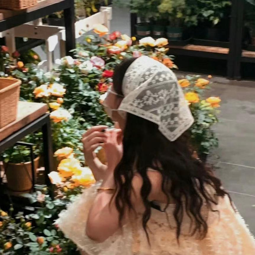 咖咪龙海焦绪蓉女装羽绒服专卖店