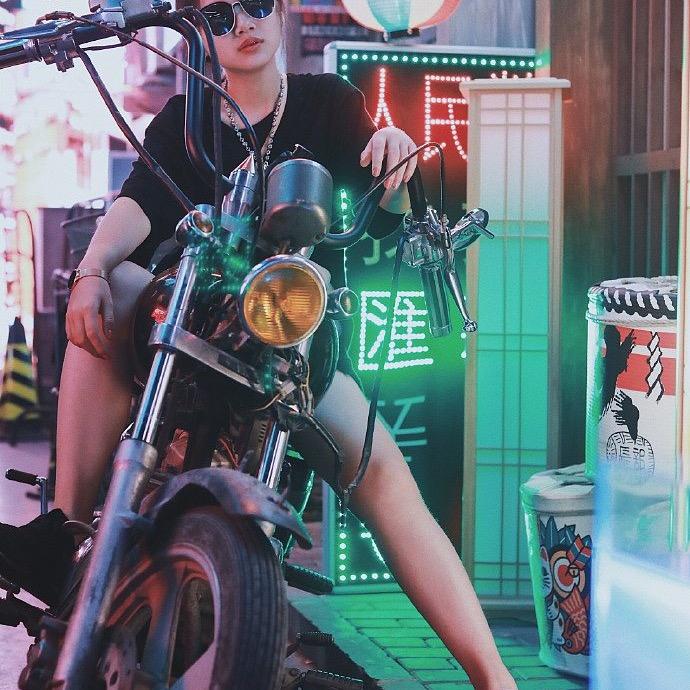 旭之间