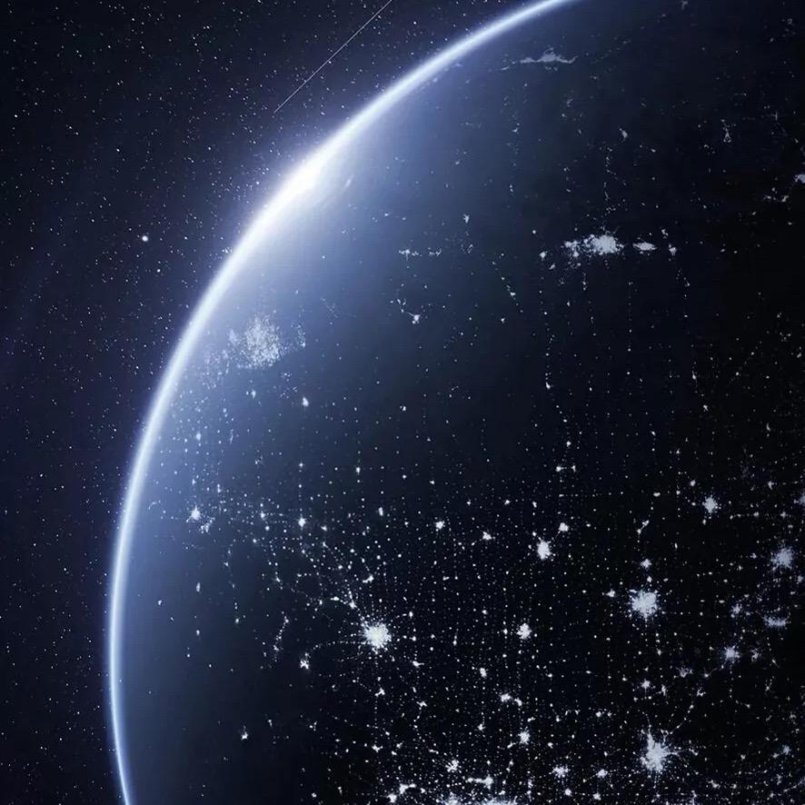 小灰灰。