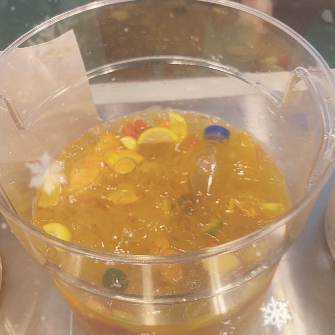 正定小商品夜市大桶水果茶