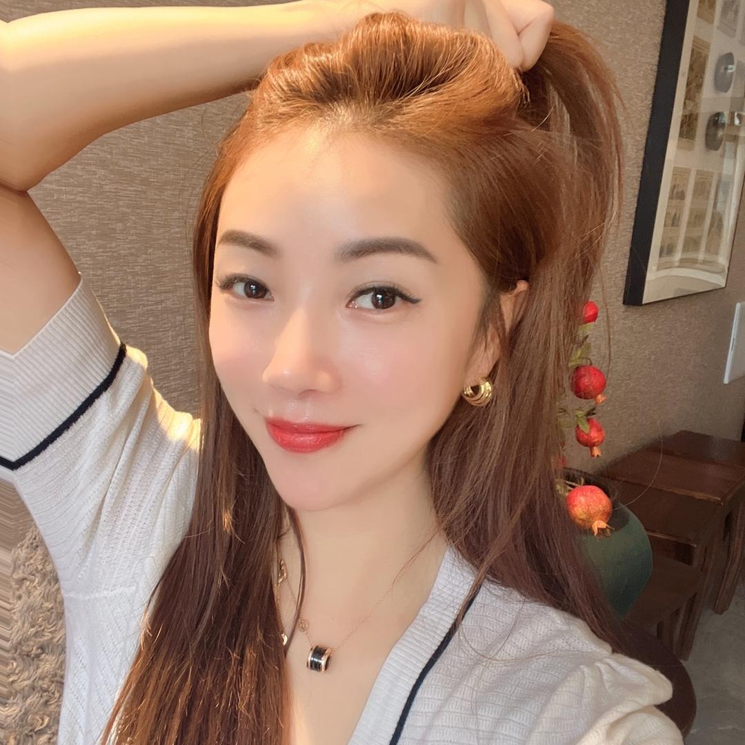 伊一  散花书院+伊然文化传播