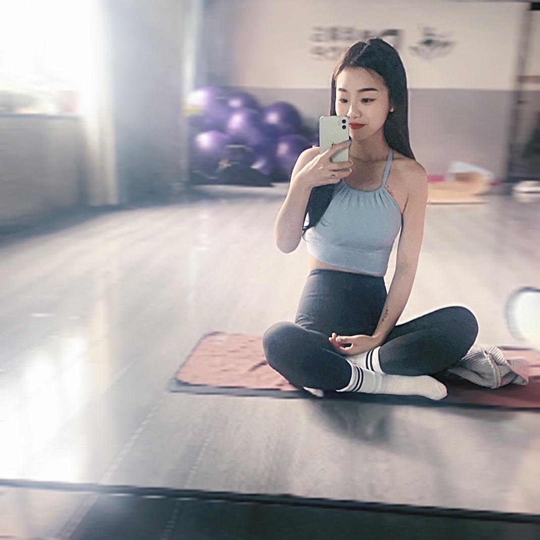 是阿青呀🌸