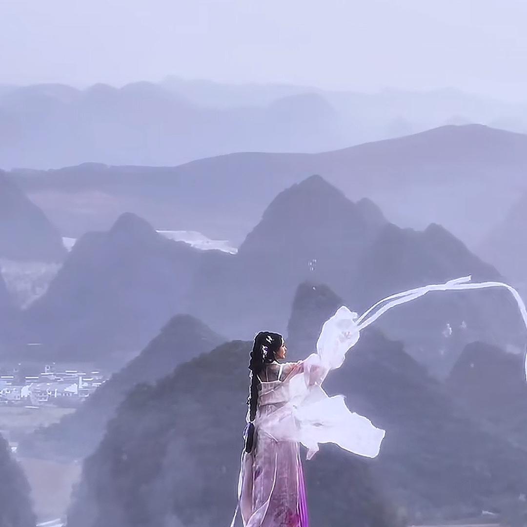 辰辰的酒窝呢