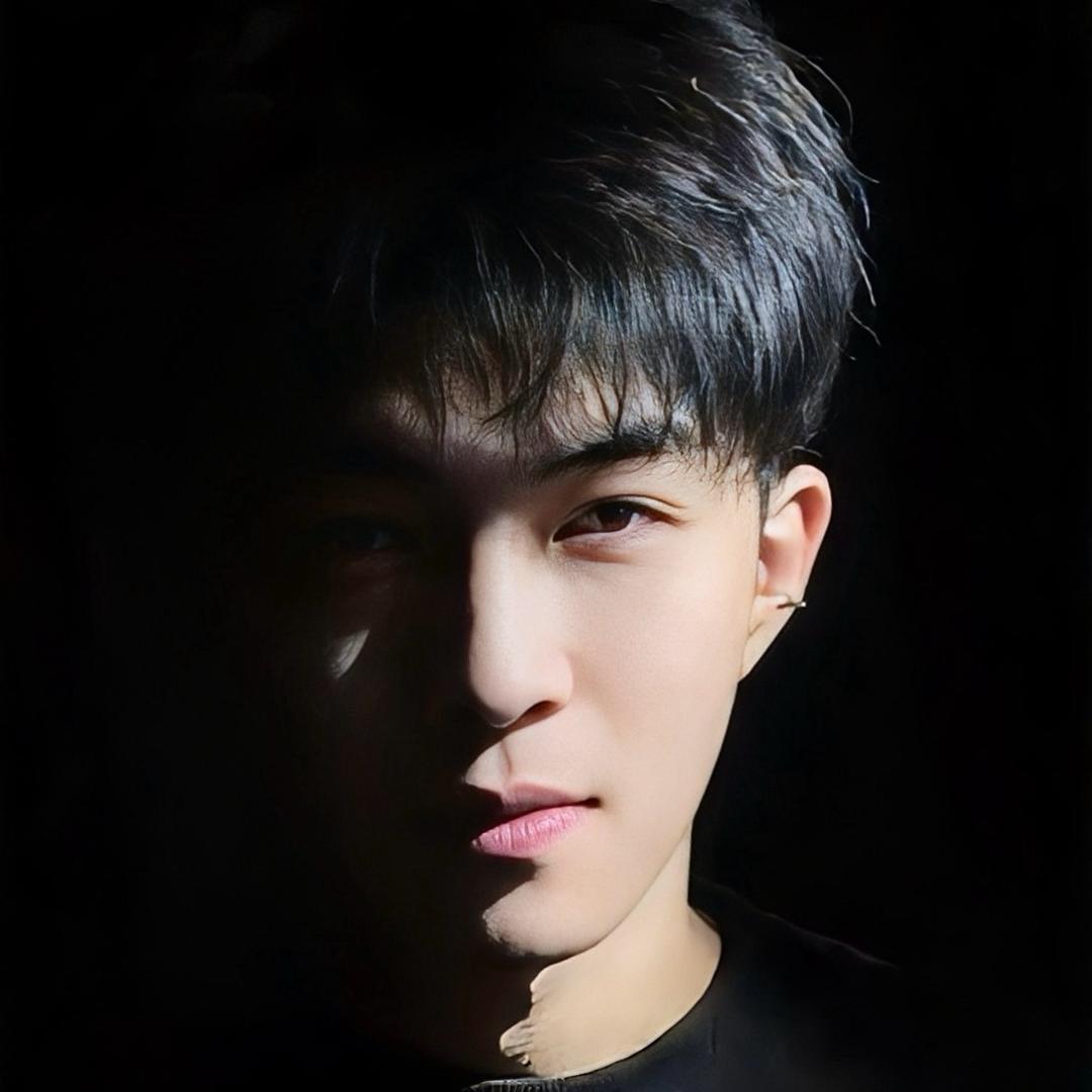 仔仔.